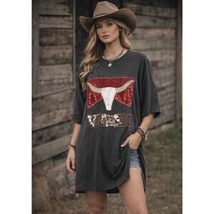 White Stitch Morgan Wallen embroidered sequin T-shirt in size 2XL. New with tag.